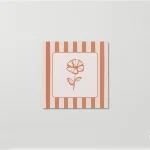 Lavender Floral Stripe Poster – Minimal Çiçek İllüstrasyonu | Kare Duvar Dekoru